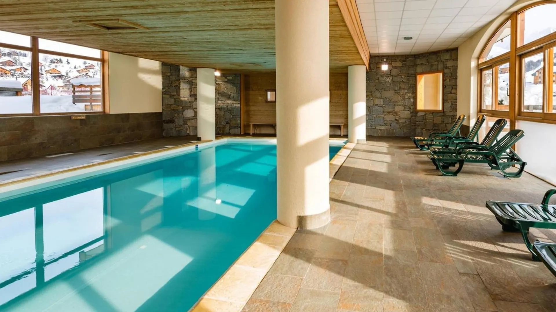Spacious Apartment 500 M From The Slopes Of Les Sybelles Fontcouverte-la-Toussuire